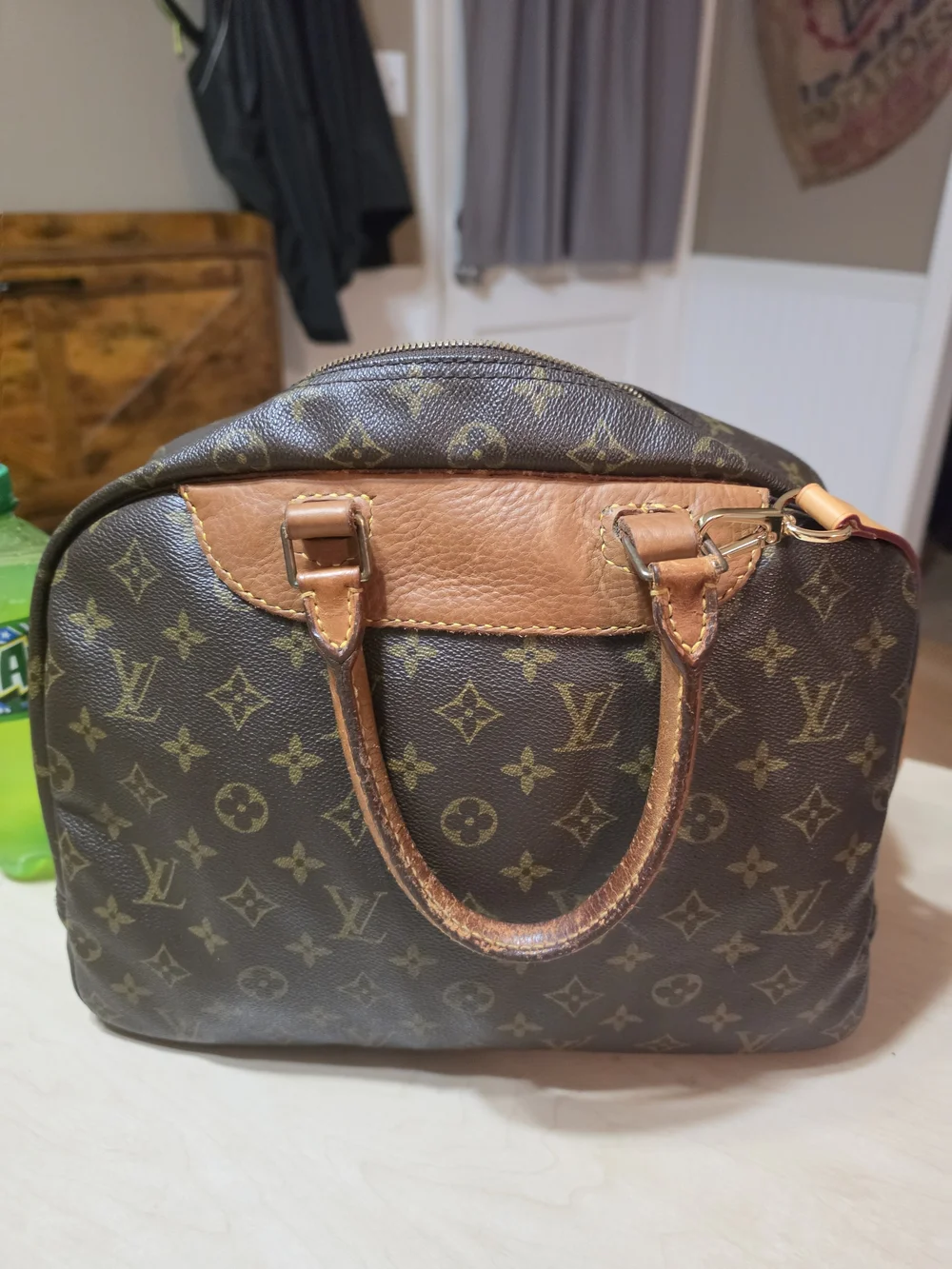 Louis Vuitton Deauville handbag